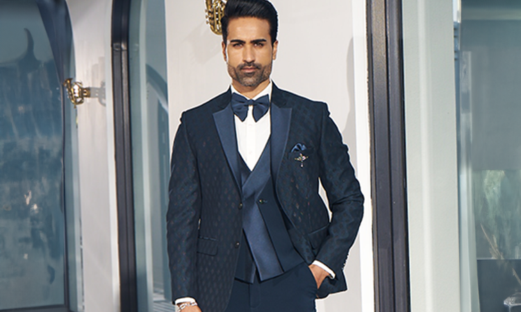 Elegance Redefined: How to Choose the Perfect Tuxedo for an Indian Wedding