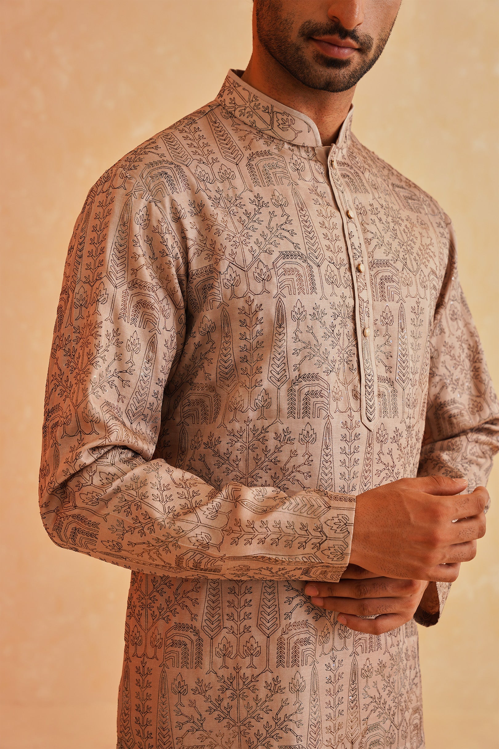 Stylish Beige Kurta Set with Embroidery - Perfect for Festive Occasions