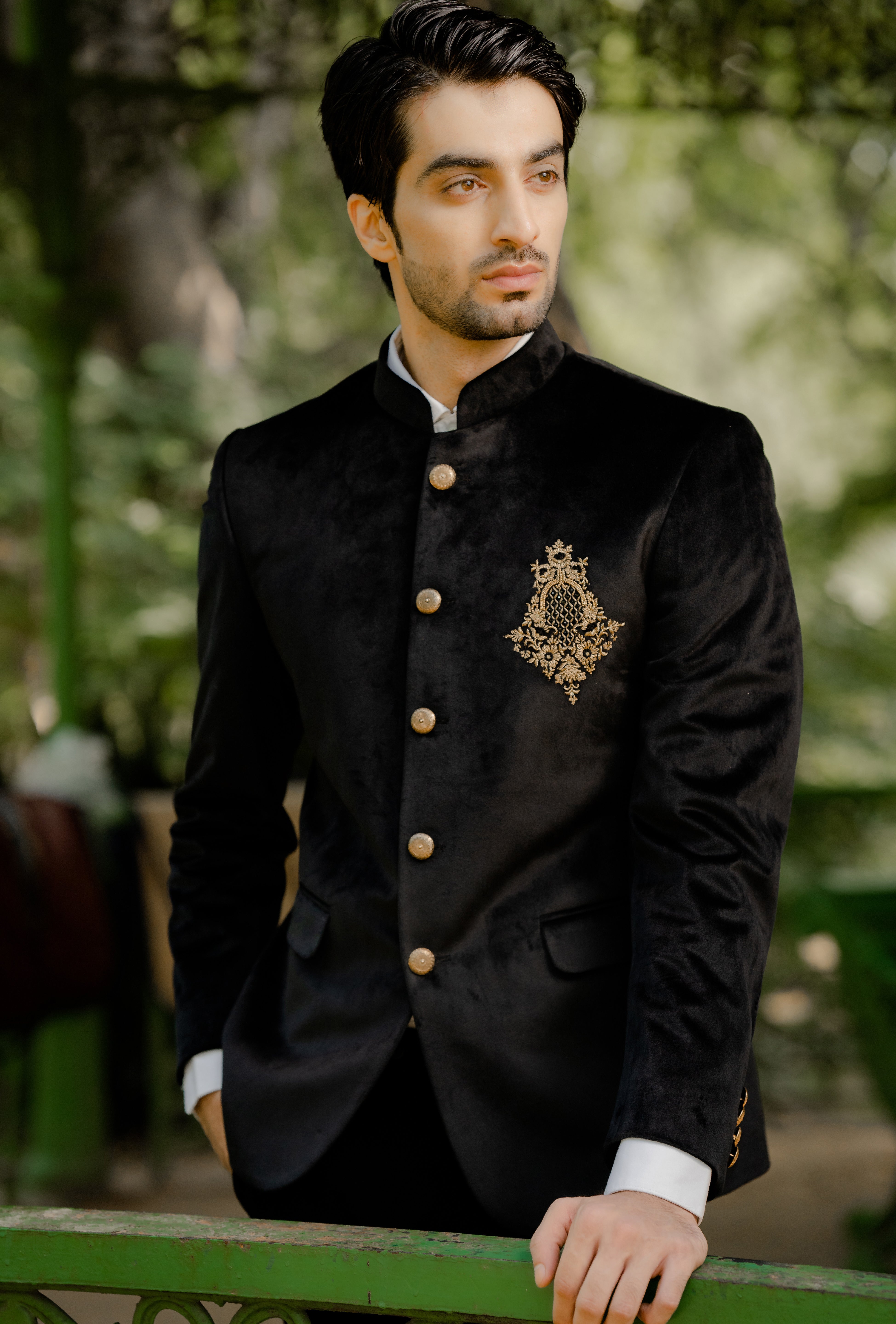 Elegant Black Velvet Bandhgala - Traditional Indian Wear

