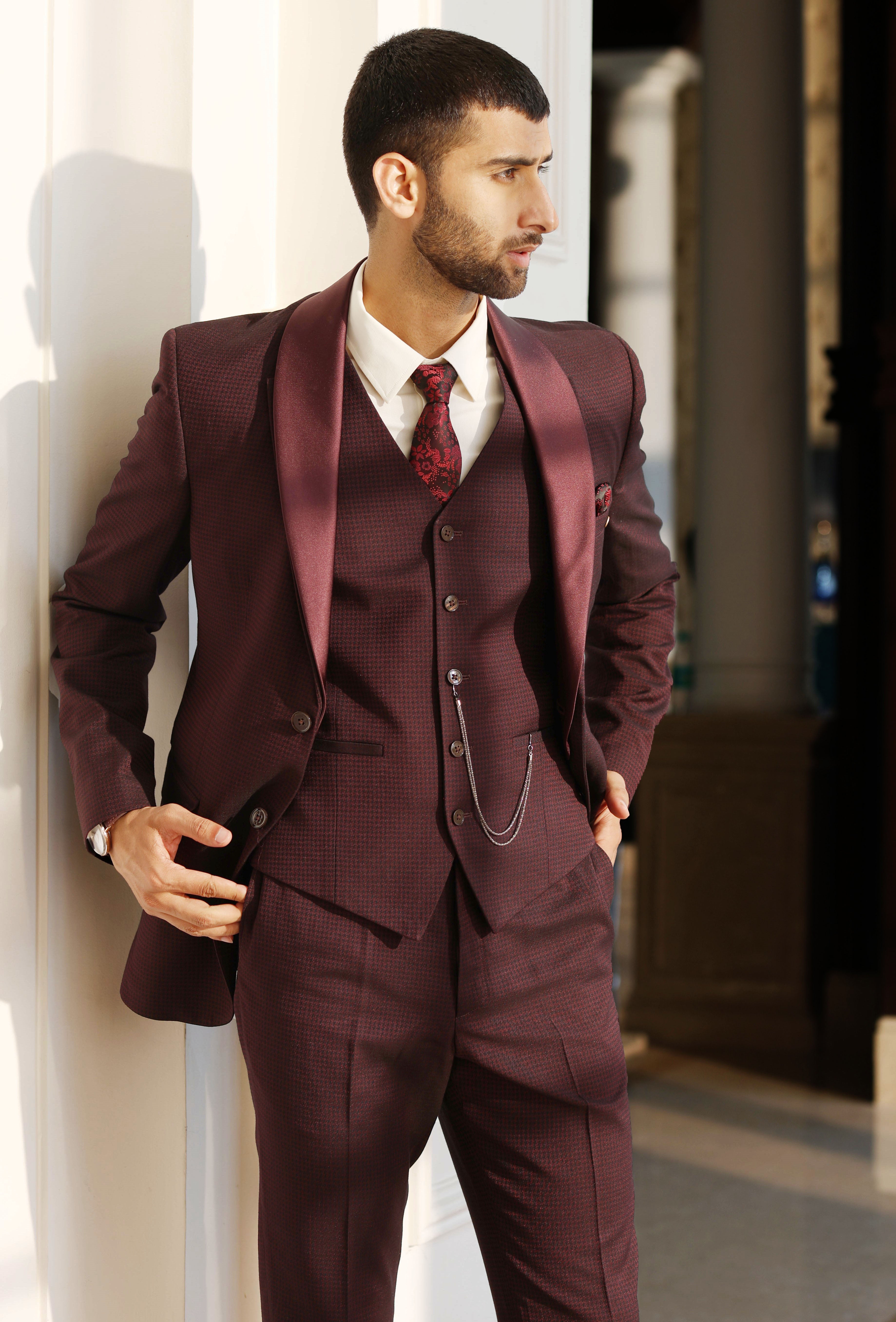 Wine Houndstooth Suit with Detachable Satin Shawl Collar