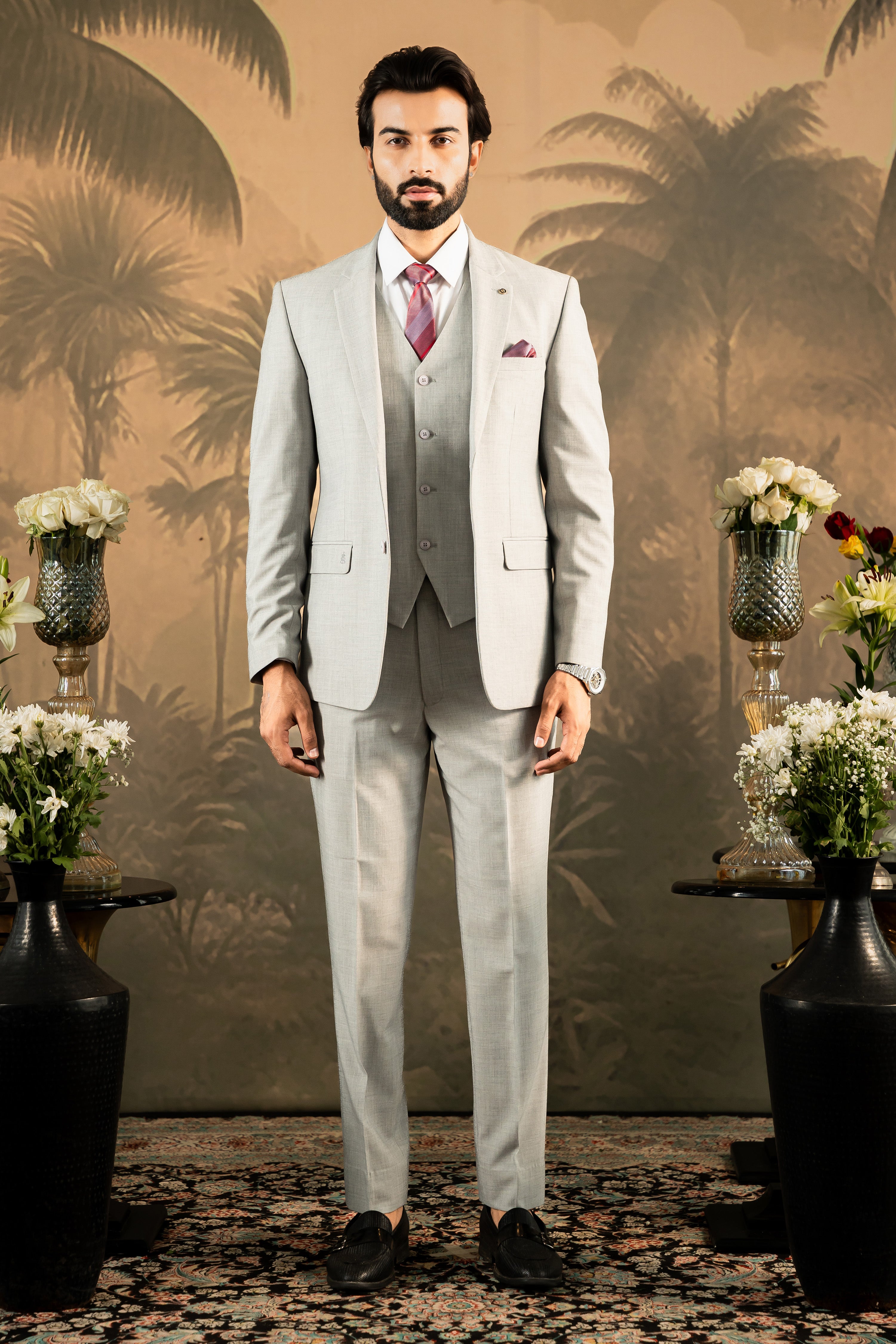 Trendy Grey Notch Collared Suit - Modern Men's Fashion

