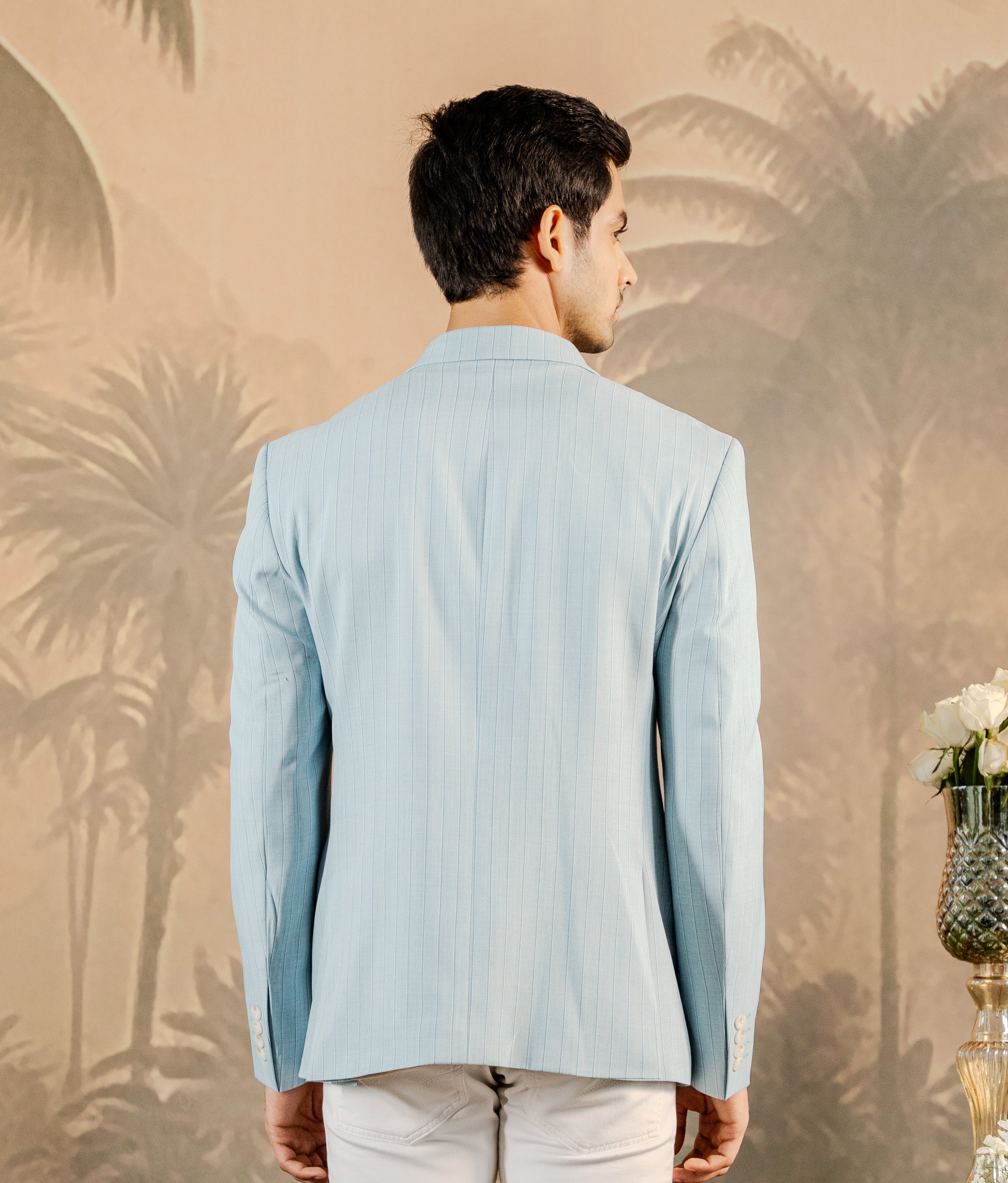 Urban Style
Versatile Sky Blue Striped Blazer, Suitable for Various Occasions
Comfortable Sky Blue Striped Blazer, Ideal for Everyday Wear
Timeless Sky Blue Striped Blazer 