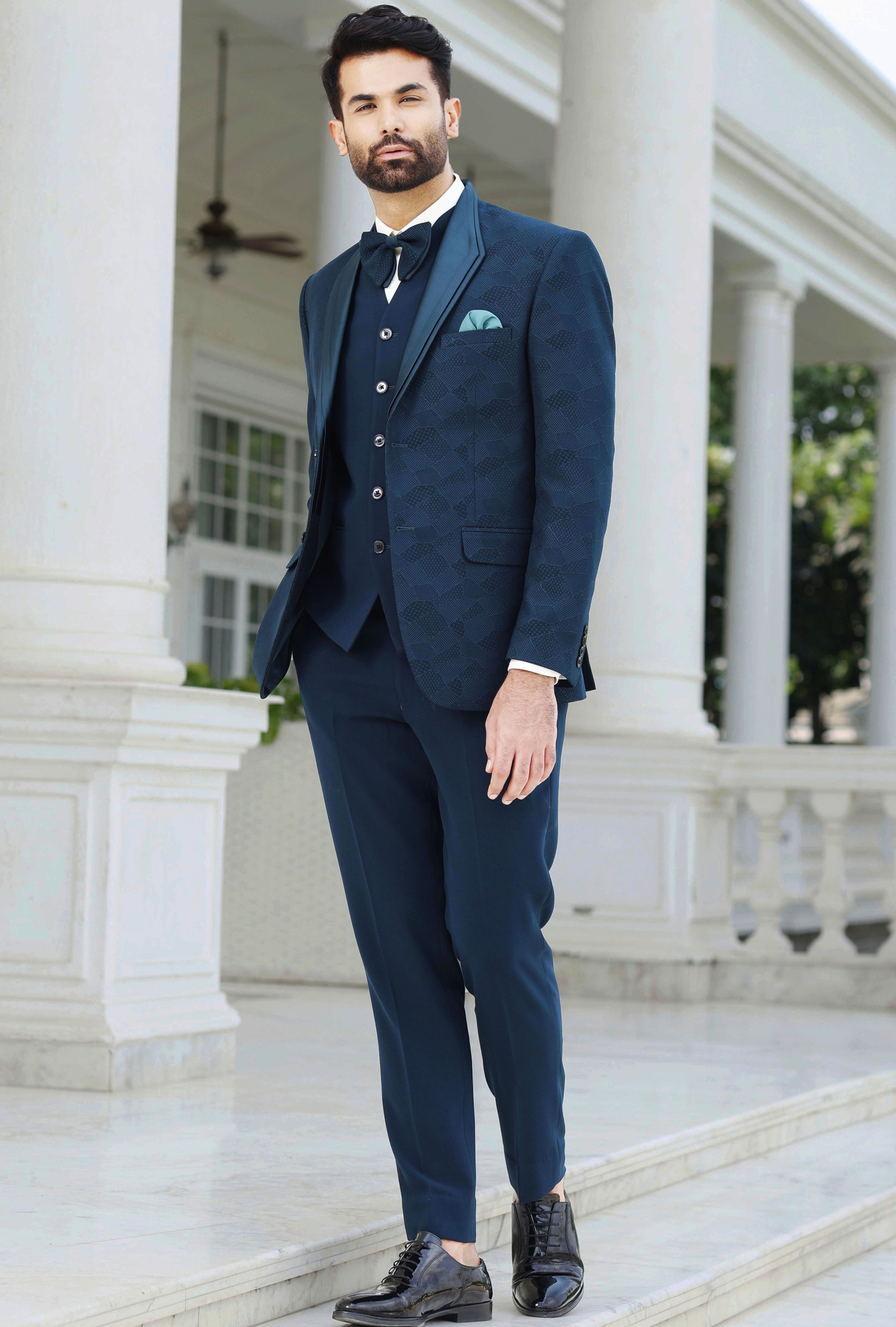 Perfect for Black-Tie Events
Elegant Teal Tuxedo