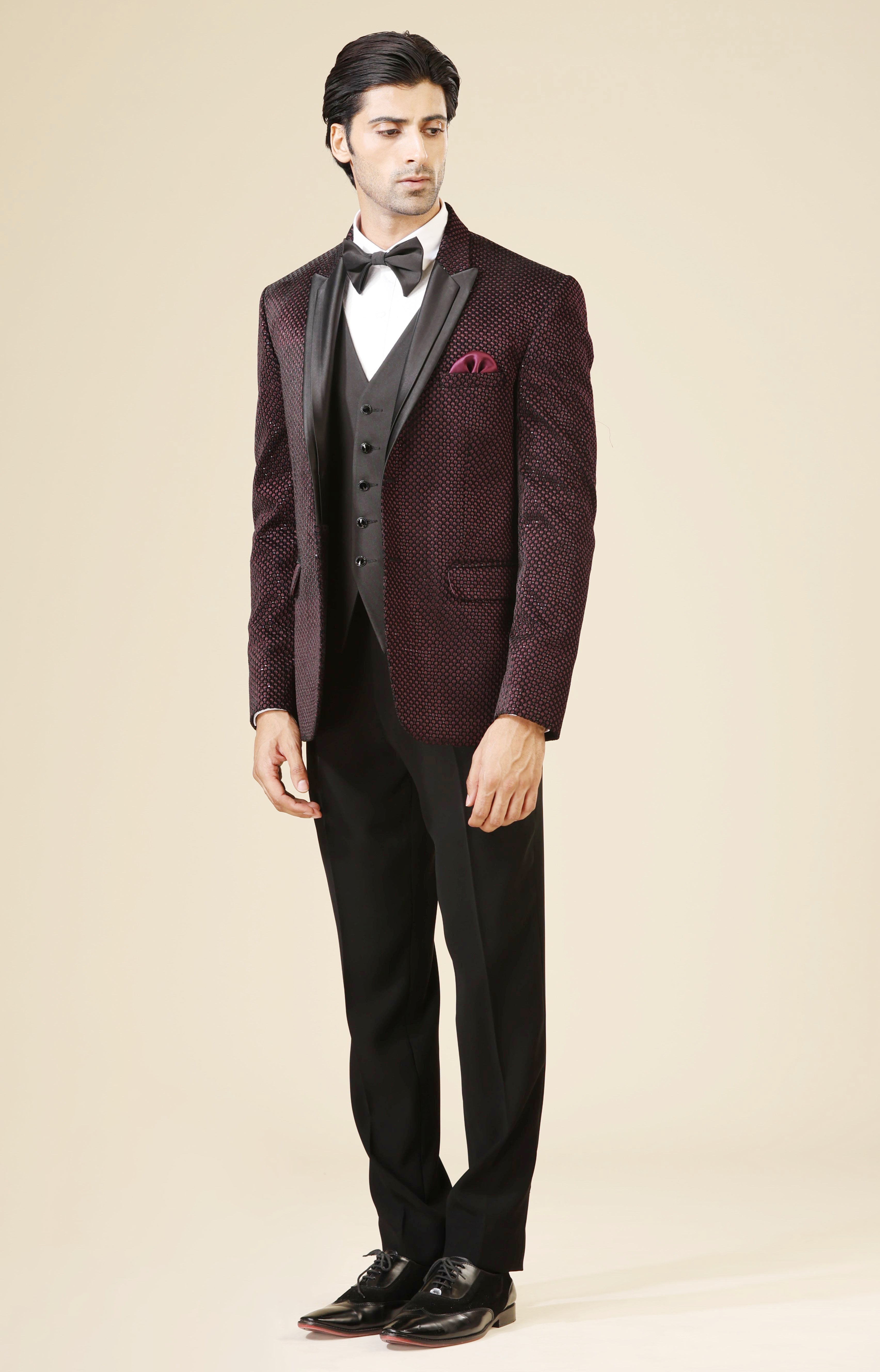 Urban Style
Versatile Wine Velvet Full Embroidered Suit, Suitable for Various Occasions
Wine Velvet Full Embroidered Suit, Designer Wear
Timeless Wine Velvet Full Embroidered Suit 