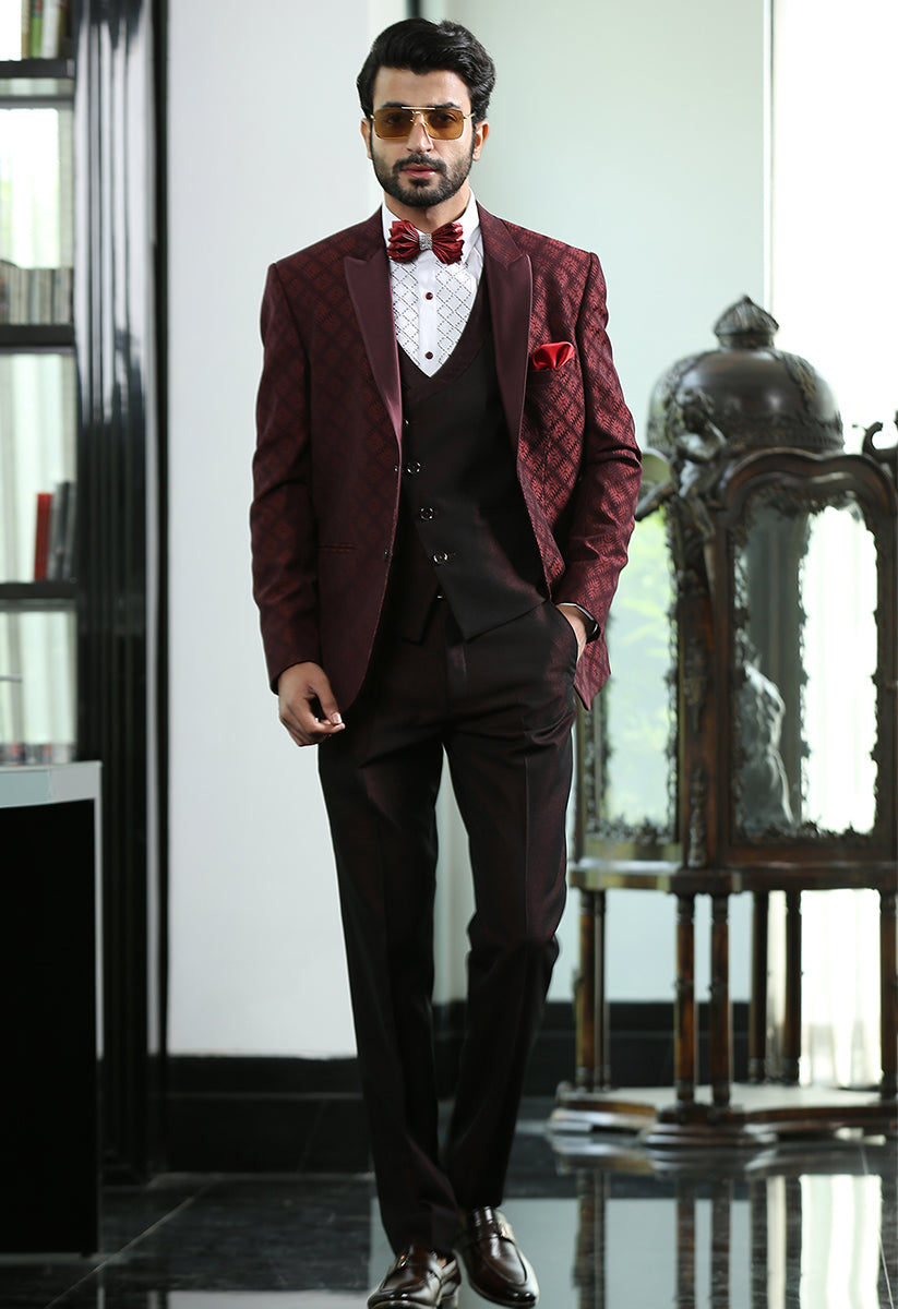 Suitable for Various Occasions
Luxurious Wine Peak Lapel Jacquard Suit