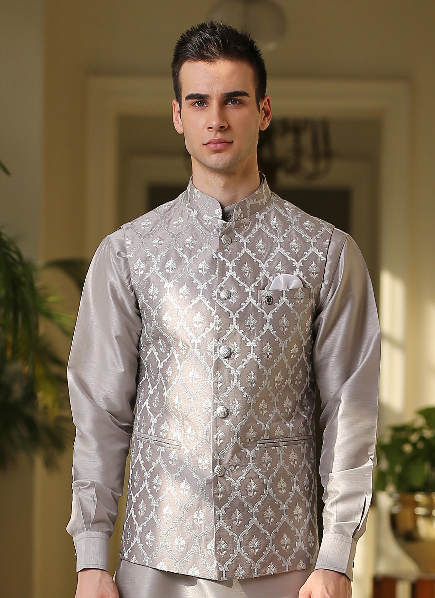 Men's Purple Embroidered Nehru Jacket And Kurta Set - Hilo Design | Types  of silk fabric, Nehru jackets, Fabric color